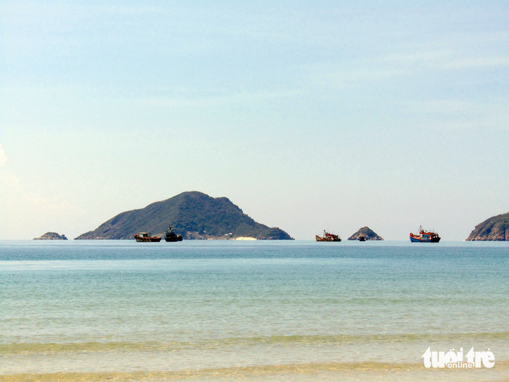 Biển Côn Đảo trong xanh, môi trường sạch sẽ là yếu tố thu hút du khách đến đây du lịch, nghỉ dưỡng - Ảnh: ĐÔNG HÀ