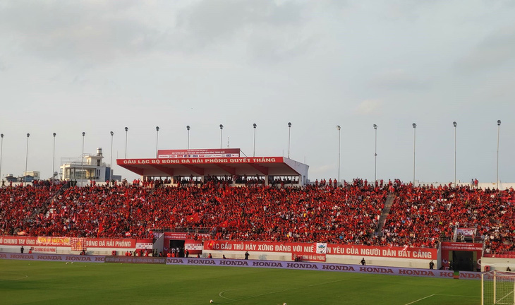 Sân Lạch Tray hy vọng sẽ được lấp đầy 20.000 khán giả trong ngày khai mạc V-League 2023 - 2024 - Ảnh: HPFC