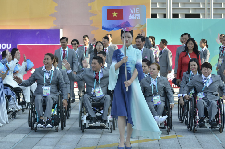 Các vận động viên người khuyết tật Việt Nam tự tin bước vào Asian Para Games 4 - Ảnh: THÁI DƯƠNG