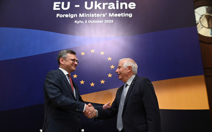 Các ngoại trưởng EU lần đầu tiên họp ở Ukraine