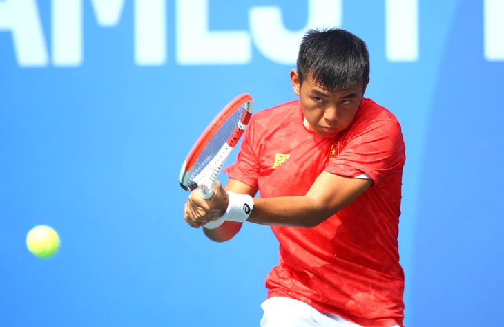 Lý Hoàng Nam dừng bước ngay vòng loại đầu tiên Giải Shanghai Masters - Ảnh: NGUYỄN KHÁNH