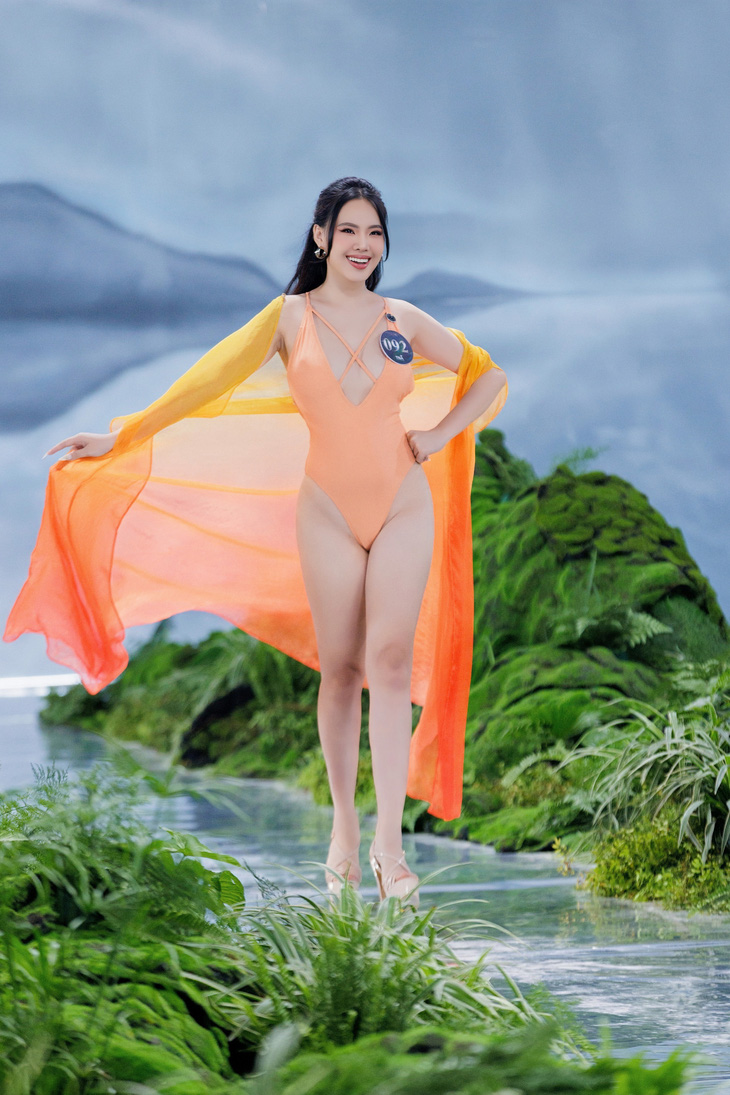 Hương Ngô được đánh giá là thí sinh có hình thể và kỹ năng tốt nhất đấu trường sắc đẹp Hoa hậu Trái Đất Việt Nam 2023