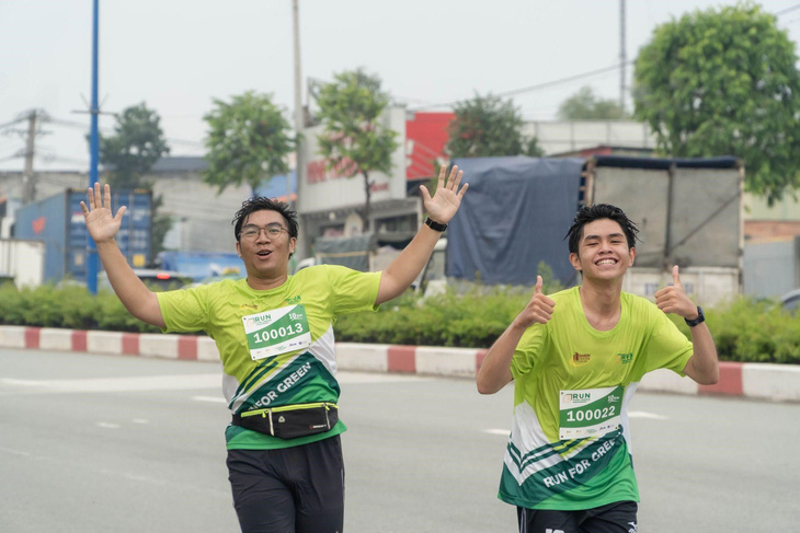 Các vận động viên tham gia là để tận hưởng cung đường chạy xanh và chinh phục chính bản thân mình