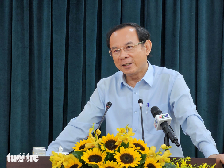 Bí thư Thành ủy Nguyễn Văn Nên cho rằng cần phải nhìn thẳng, không né tránh để cải thiện tiến độ giải ngân đầu tư công - Ảnh: NGỌC HIỂN