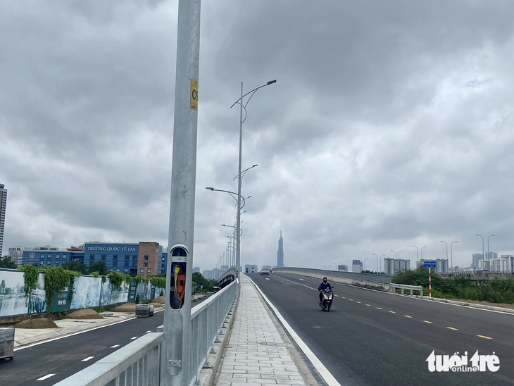 Giao thông qua đường song hành cao tốc TP.HCM - Long Thành - Dầu Giây sẽ có nhiều thay đổi từ ngày 21-10 - Ảnh: THU DUNG