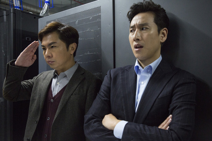 Nhờ tài năng diễn xuất uyển chuyển của Lee Sun Kyun, &quot;Xác chết bí ẩn&quot; đạt doanh thu lên đến 7,6 triệu USD.