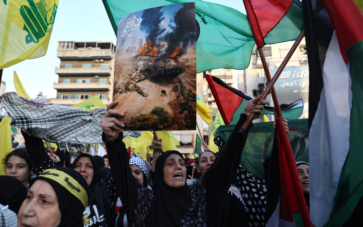 Israel không kích Syria, dọa Lebanon sẽ mất chủ quyền nếu dung túng Hezbollah