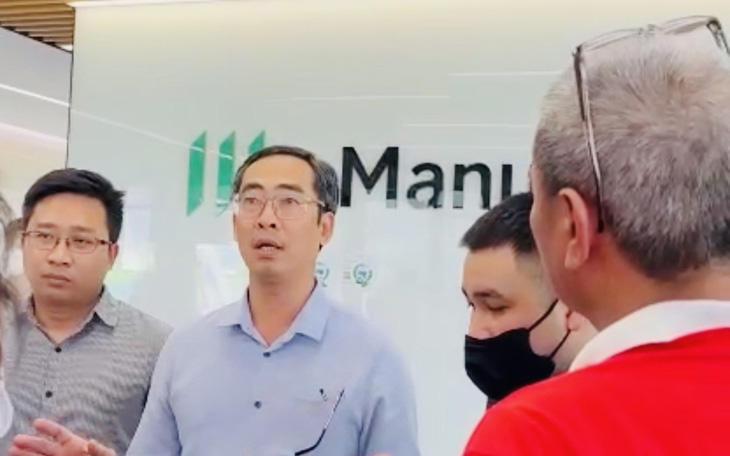 Bảo hiểm Manulife hứa gặp trực tiếp từng khách hàng khiếu nại