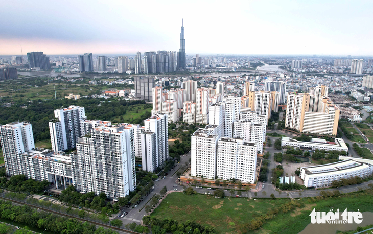 Giá chung cư ở TP.HCM và Hà Nội đều tăng trong quý 3 vừa qua - Ảnh: NGỌC HIỂN