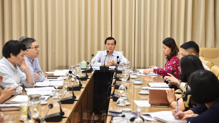 Thứ trưởng Hà Kim Ngọc chỉ đạo tại cuộc họp - Ảnh: Bộ Ngoại giao cung cấp