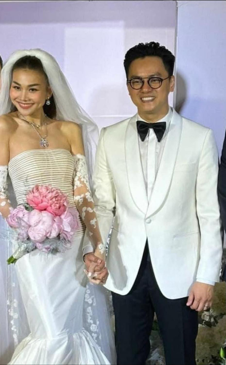 Thanh Hằng và Trần Nhật Minh đẹp đôi trong ngày cưới