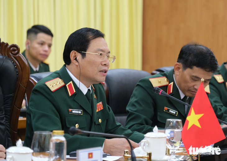 Thượng tướng Nguyễn Tân Cương tại hội đàm - Ảnh: HÀ THANH