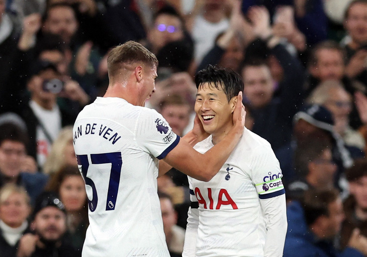 Son Heung Min tỏa sáng giúp Tottenham tiếp tục bay cao ở Premier League - Ảnh: REUTERS