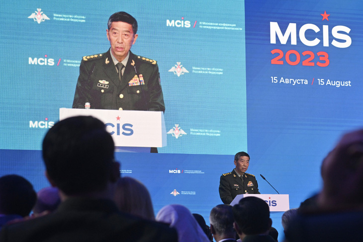 Bộ trưởng Bộ Quốc phòng Trung Quốc Lý Thượng Phúc phát biểu tại Hội nghị an ninh quốc tế Matxcơva lần thứ 11 (MCIS-11) hôm 15-8 - Ảnh: AFP