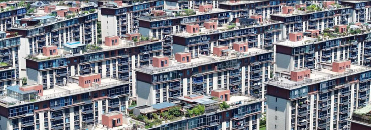 Hàng ngàn ngôi nhà chưa hoàn thiện và hàng loạt khoản nợ chưa trả cho thấy sự hỗn loạn giữa các nhà phát triển bất động sản Trung Quốc - Ảnh: FINANCIAL TIMES