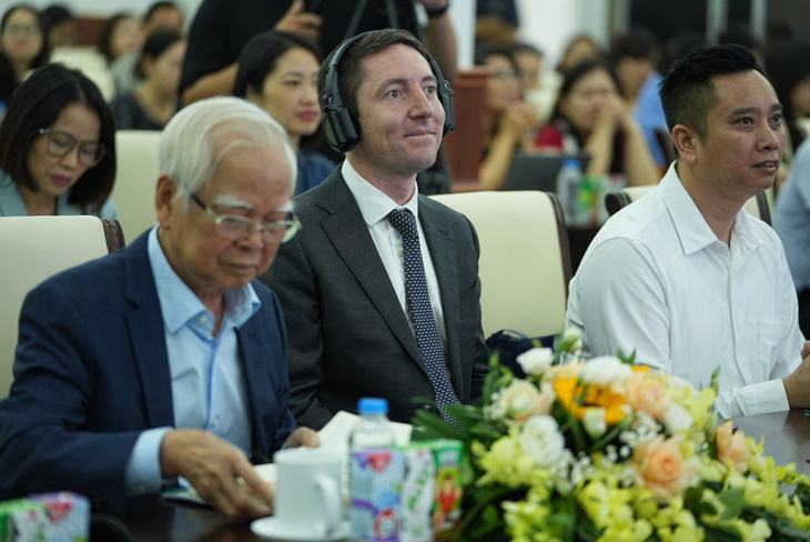 Đại biểu dự tọa đàm Trường học hạnh phúc tại Việt Nam - Ảnh: KIÊN ĐẶNG