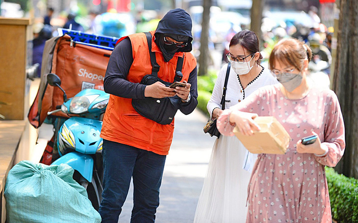 App công nghệ, sàn thương mại điện tử &quot;ăn dày&quot;: Nhiều chiêu móc túi người dùng