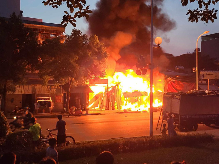 Căn nhà xảy ra cháy ở huyện Thanh Trì, Hà Nội - Ảnh: Người dân cung cấp