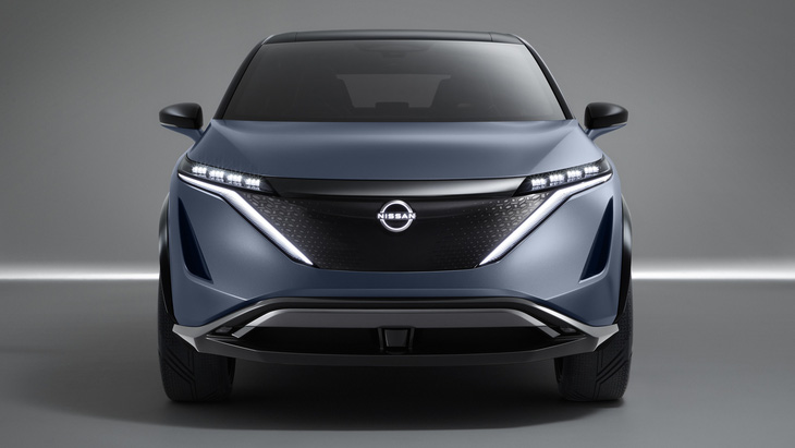Các dòng xe Nissan mới vẫn lấy cảm hứng từ chữ V trong thiết kế mũi xe nhưng làm nhẹ nhàng và khó nhận biết hơn nhiều - Ảnh: Nissan