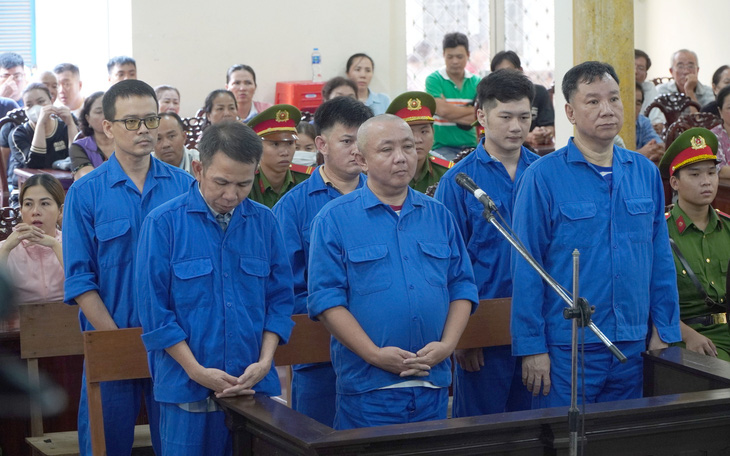 Chủ mưu buôn lậu 3kg vàng ở An Giang lãnh 12 năm tù