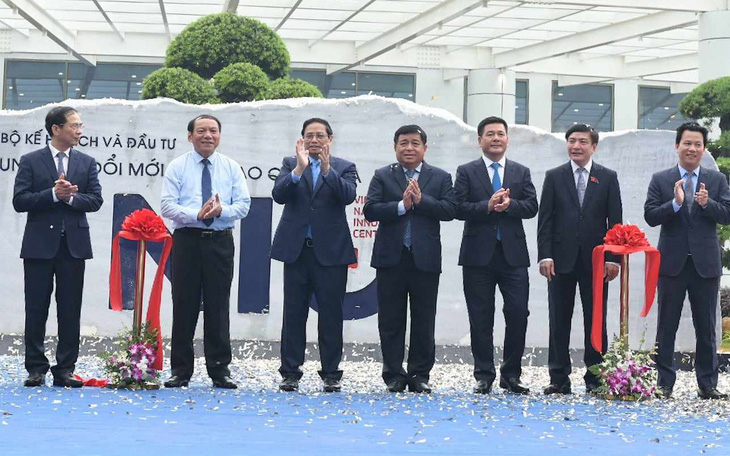 Thủ tướng dự khánh thành Trung tâm Đổi mới sáng tạo quốc gia Hòa Lạc