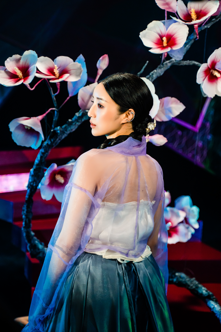 Nữ ca sĩ Hàn Quốc “vượt khó” trở lại với khán giả Việt - Ảnh 3.