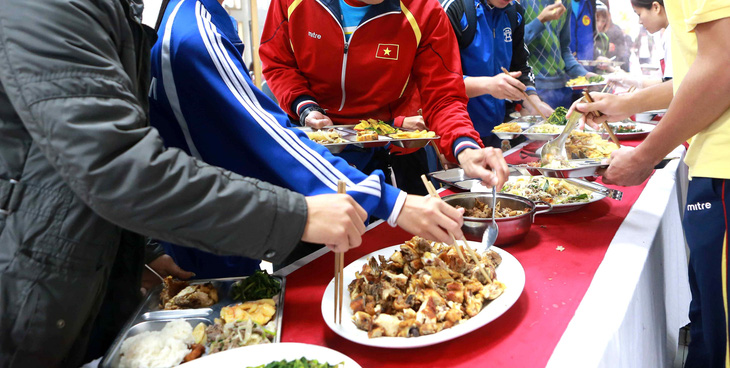Bữa ăn tự chọn cho VĐV quốc gia tại một trung tâm huấn luyện - Ảnh: Tư liệu TTO