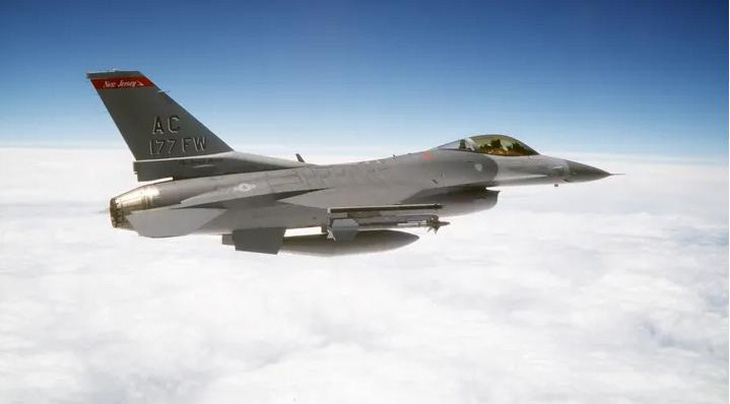 F-16 từ căn cứ không quân Tyndall, Florida, là một trong số những máy bay của Mỹ có khả năng mang vũ khí hạt nhân - Ảnh: US AIR FORCE