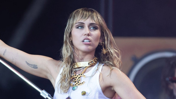 Miley Cyrus có Flowers, một trong những ca khúc hit lớn nhất năm 2023 - Ảnh: Star News
