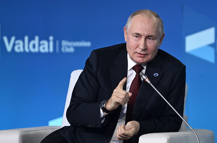 Tổng thống Nga Vladimir Putin phát biểu tại diễn đàn Valdai ở Sochi ngày 5-10 - Ảnh: REUTERS