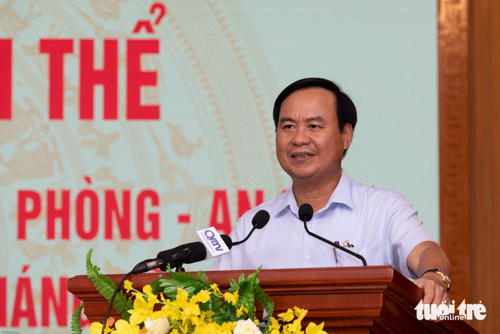 Chủ tịch UBND tỉnh Quảng Trị Võ Văn Hưng cho rằng không giải ngân được vốn đầu tư công là có tội với dân - Ảnh: HOÀNG TÁO