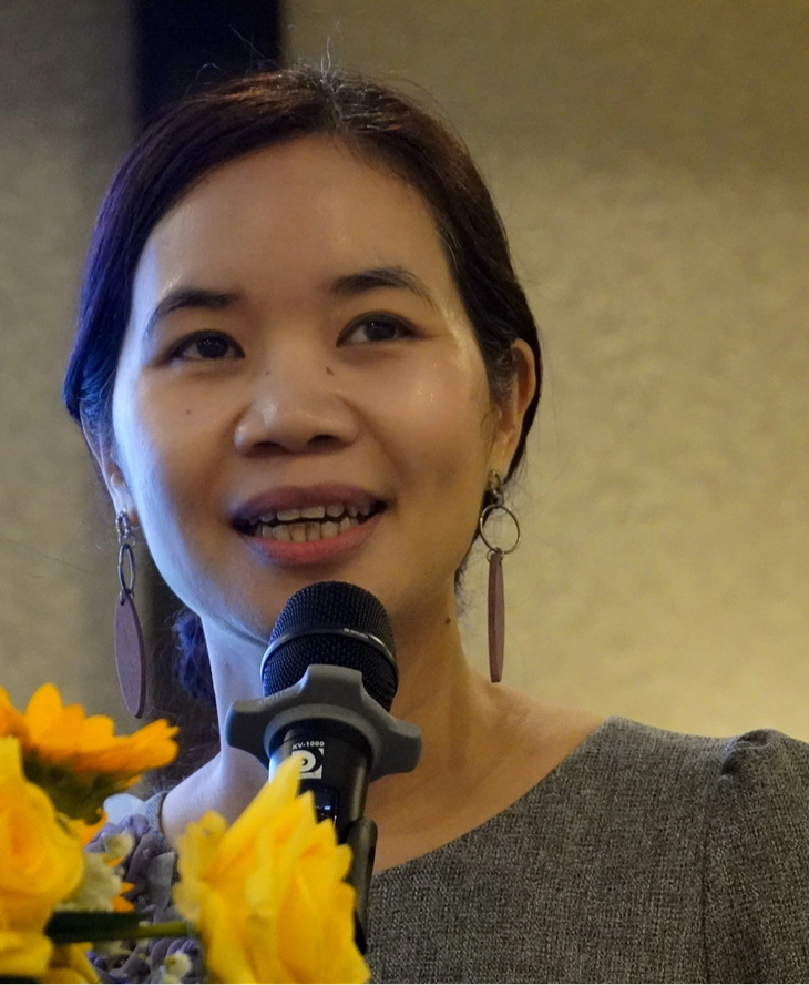 PGS.TS Nguyễn Thị Vân Hạnh phát biểu khuyến nghị về sức tải và khả năng phục hồi khi phát triển Côn Đảo - Ảnh: ĐÔNG HÀ