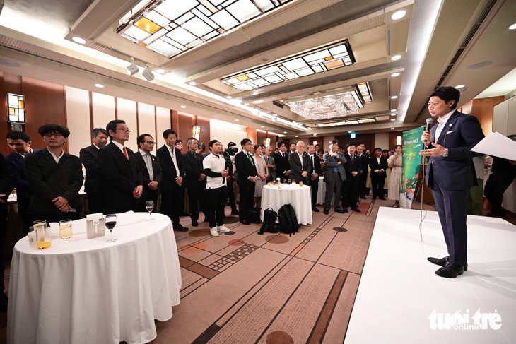 Ông Aoyagi Yoichiro - hạ nghị sĩ Quốc hội Nhật Bản - cho biết sự thành công của kinh tế Việt Nam là cơ hội để hai nước tăng cường hợp tác. Nhật Bản rất muốn học tập Việt Nam để đạt tốc độ phát triển kinh tế cao hơn.