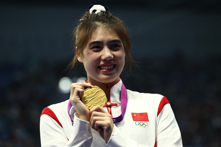 Zhang Yufei giành 6 HCV bơi lội ở Asiad 19, qua đó đoạt danh hiệu Nữ VĐV xuất sắc nhất - Ảnh: REUTERS
