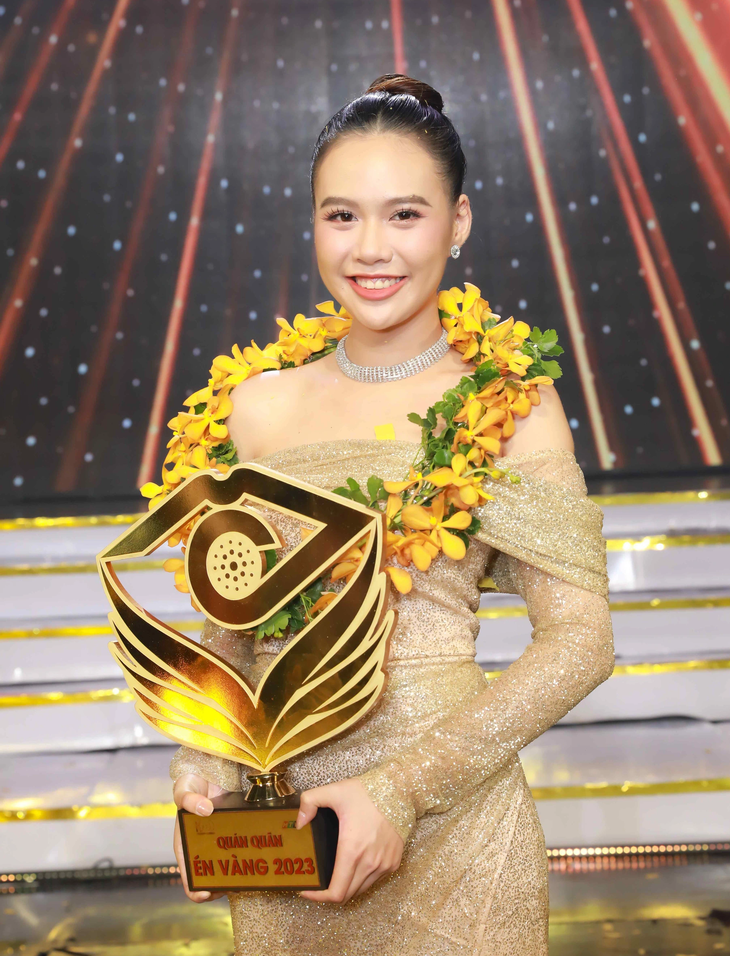 Thảo Uyên giành giải quán quân Én Vàng 2023 - Ảnh: BTC