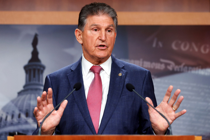 Thượng nghị sĩ Dân chủ Joe Manchin - Ảnh: REUTERS