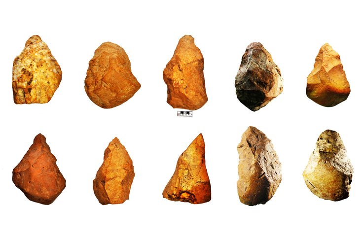 Công cụ sơ kỳ đá cũ An Khê - niên đại cách nay 800.000 năm - đang lưu giữ tại Bảo tàng tỉnh Gia Lai - Ảnh: BẢO TÀNG TỈNH GIA LAI