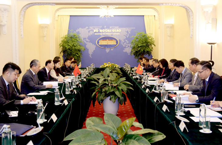 Cuộc gặp giữa hai thứ trưởng Bộ Ngoại giao Việt Nam và Trung Quốc ngày 9-11 - Ảnh: Bộ Ngoại giao cung cấp