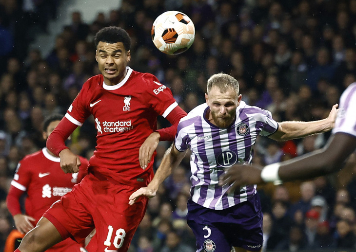 Các chân sút của Liverpool luôn thiếu hiệu quả trong khâu dứt điểm - Ảnh: REUTERS