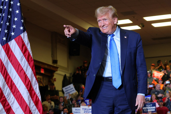 Ông Trump trong buổi vận động ở New Hampshire, ngày 11-11-2023 - Ảnh: REUTERS