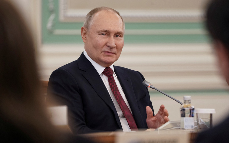 Ông Putin sắp tuyên bố tái tranh cử tổng thống năm 2024?