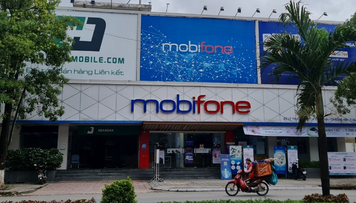 Chi nhánh Mobifone Quảng Bình - nơi anh T. đến khiếu nại việc chuyển mạng giữ số nhưng bị từ chối - Ảnh: QUỐC NAM