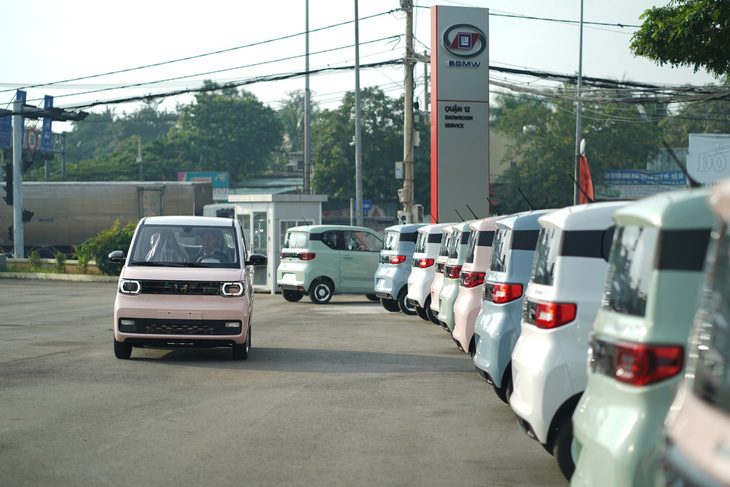 Tin tức giá xe: Wuling HongGuang MiniEV giảm giá chỉ còn từ 229 triệu đồng - Ảnh 1.