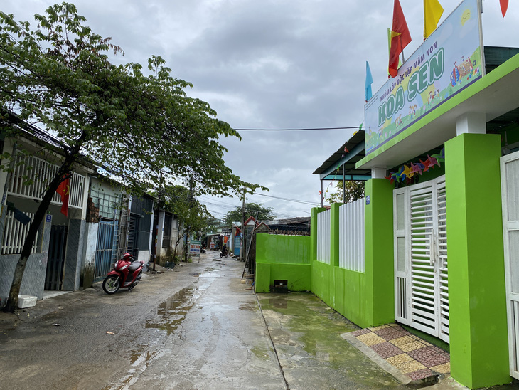 Một trường mầm non nằm ngay tâm điểm ngập ở phường Hòa Khánh Nam, quận Liên Chiểu - Ảnh: B.D.