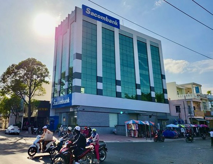 Sai phạm tại phòng giao dịch Cam Ranh, Sacombank chi nhánh Khánh Hòa - Ảnh: THANH CHƯƠNG