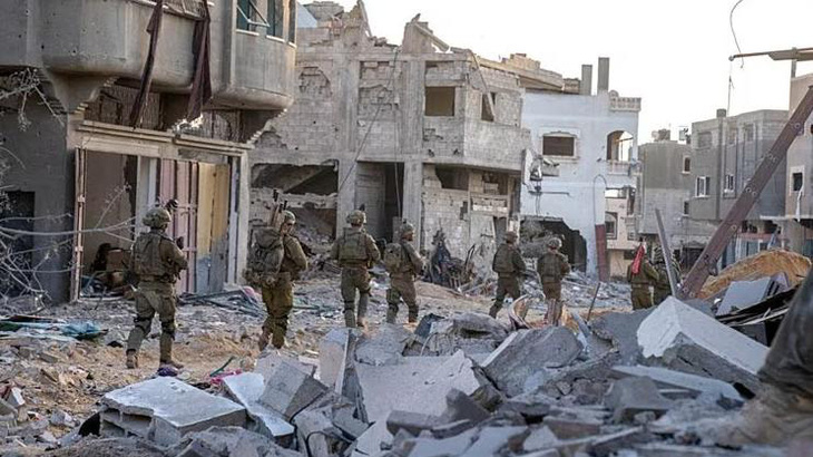 Binh sĩ Israel tại Dải Gaza - Ảnh: REUTERS