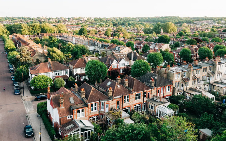 Hơn 1 triệu ngôi nhà trống vì chủ sở hữu không dám bán ở Anh