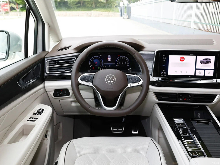 Volkswagen Viloran sắp ra mắt Việt Nam: Gần 2 tỉ, lại định vị lửng lơ khó bán cho số đông