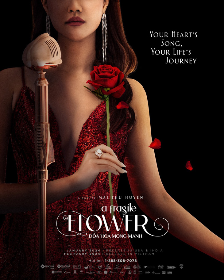 Poster phim điện ảnh ca nhạc Đóa hoa mong manh của Mai Thu Huyền ra mắt tại Mỹ