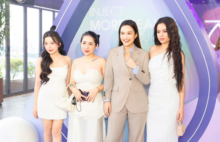 Stylist Lâm Thúy Nhàn, beauty influencer Phương Trinh và Ngân Bích Nguyễn là những khách mời đặc biệt tại Teoxane Private Party